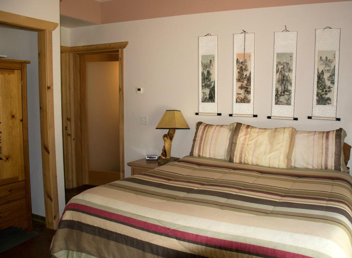 Diamondstone Guest Lodges ลาปีน ภายนอก รูปภาพ