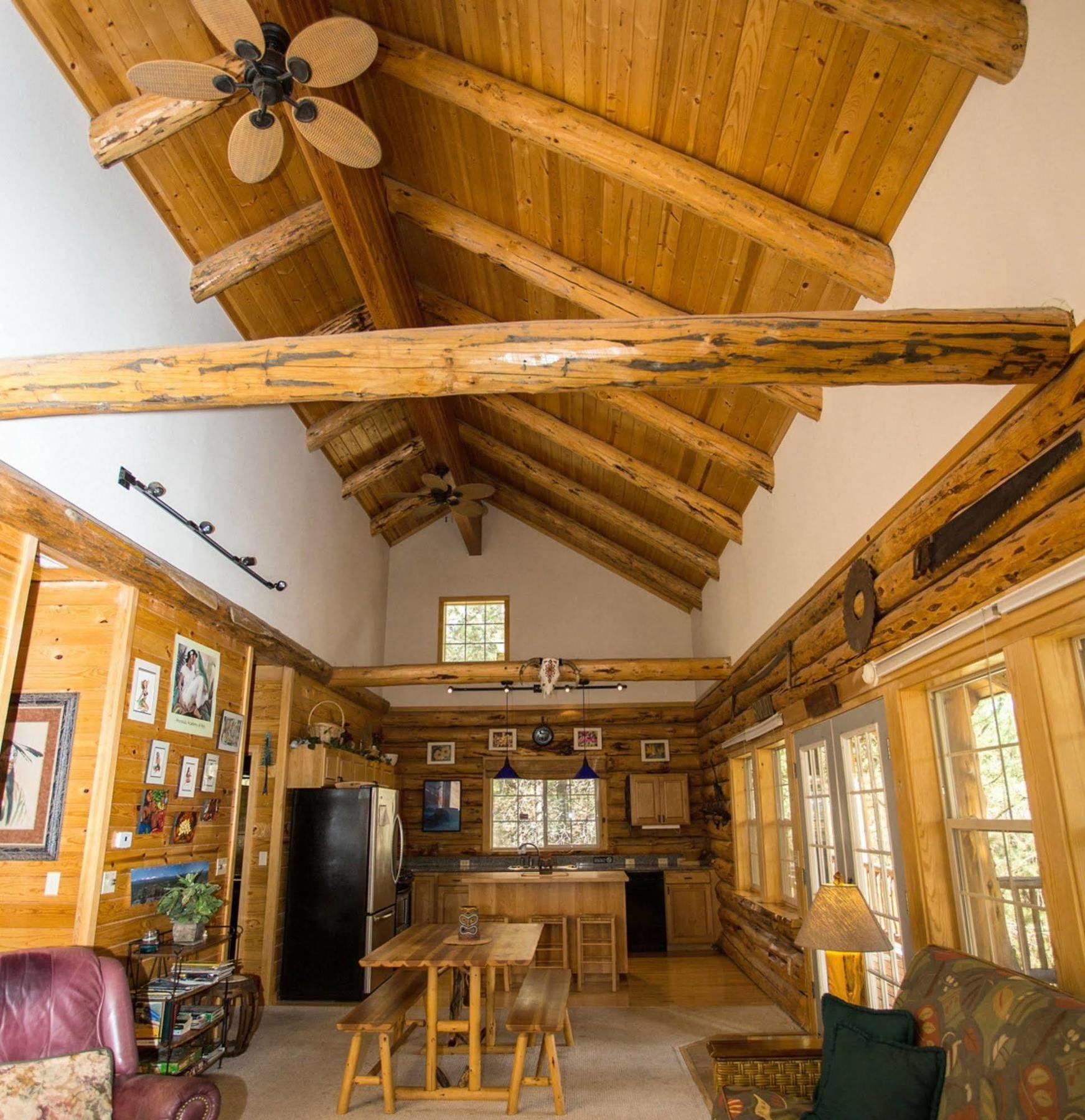 Diamondstone Guest Lodges ลาปีน ภายนอก รูปภาพ