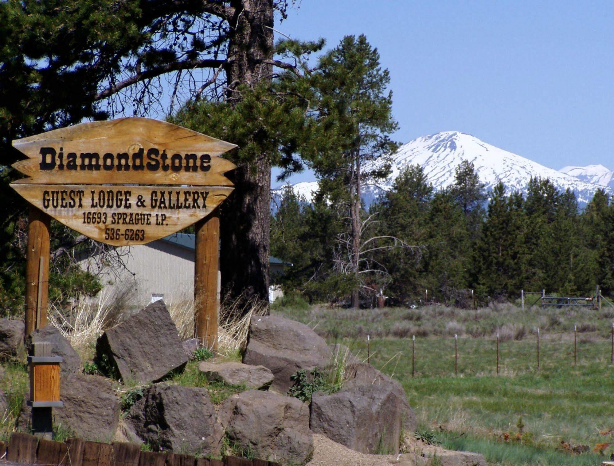 Diamondstone Guest Lodges ลาปีน ภายนอก รูปภาพ