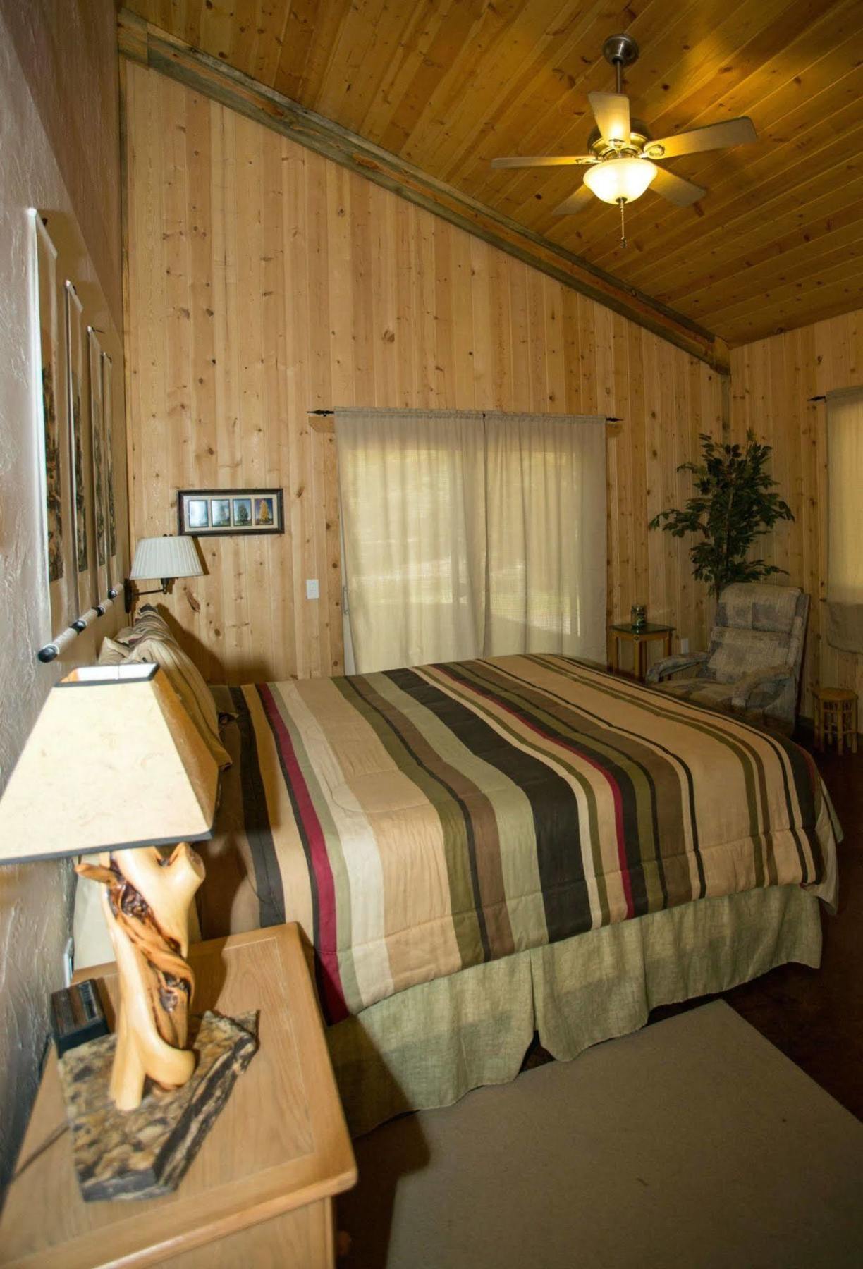 Diamondstone Guest Lodges ลาปีน ภายนอก รูปภาพ